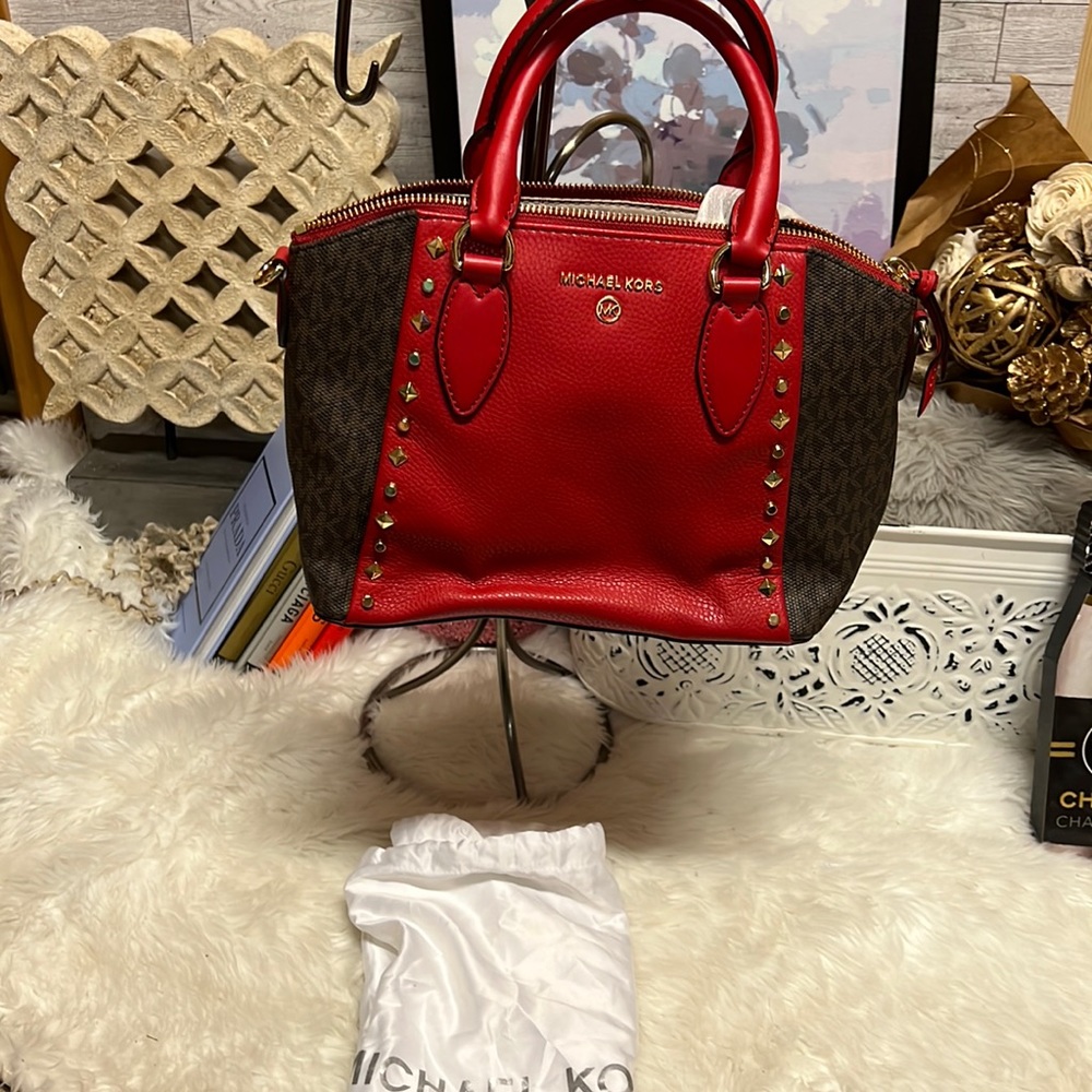 Michael Kors Signature Sienna Small Messenger - Picture 1 of 7